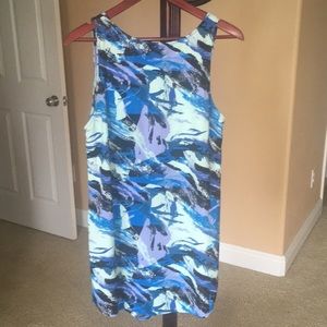 Patterned ladies dress